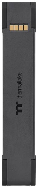Černý USB flash disk Thermaltake se zlatými kontakty, vertikálně orientovaný.