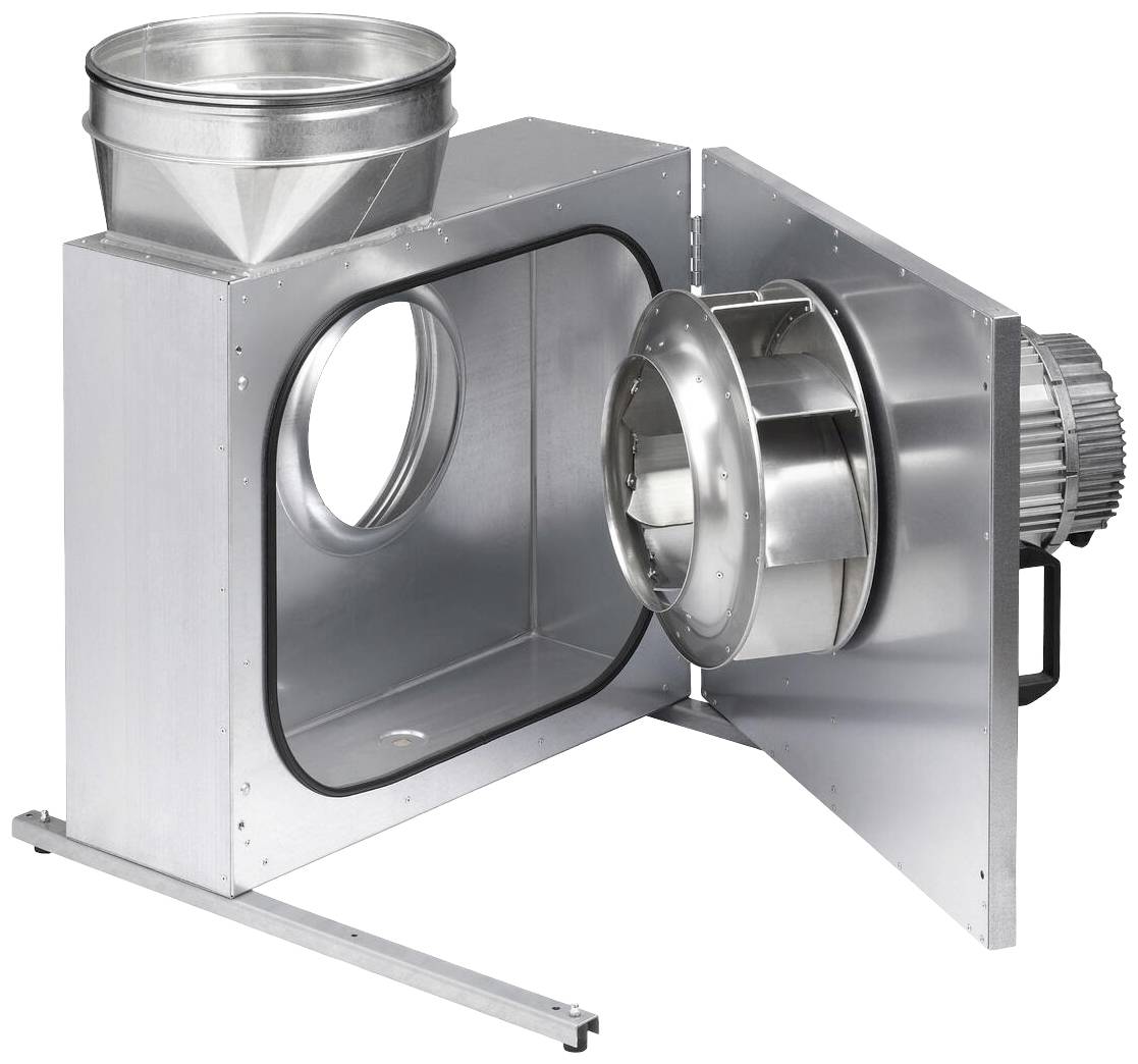 Otevřený kovový ventilátor odhaluje svůj motor a rotor. Vlevo nahoře je velký kulatý výstup vzduchu. Ventilátor je určen pro průmyslové použití.