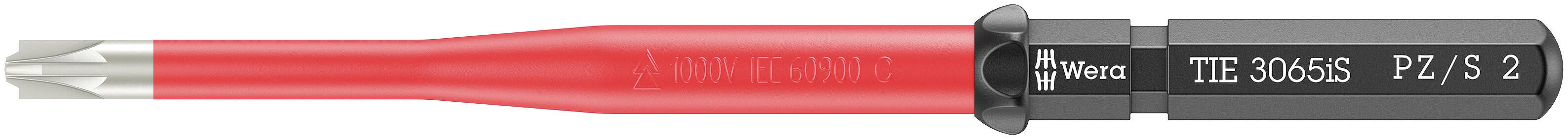 Šroubovák s červenou rukojetí a černou hlavou. Hlava je označena štítkem 'ITT 360856 PZ/S 2'.