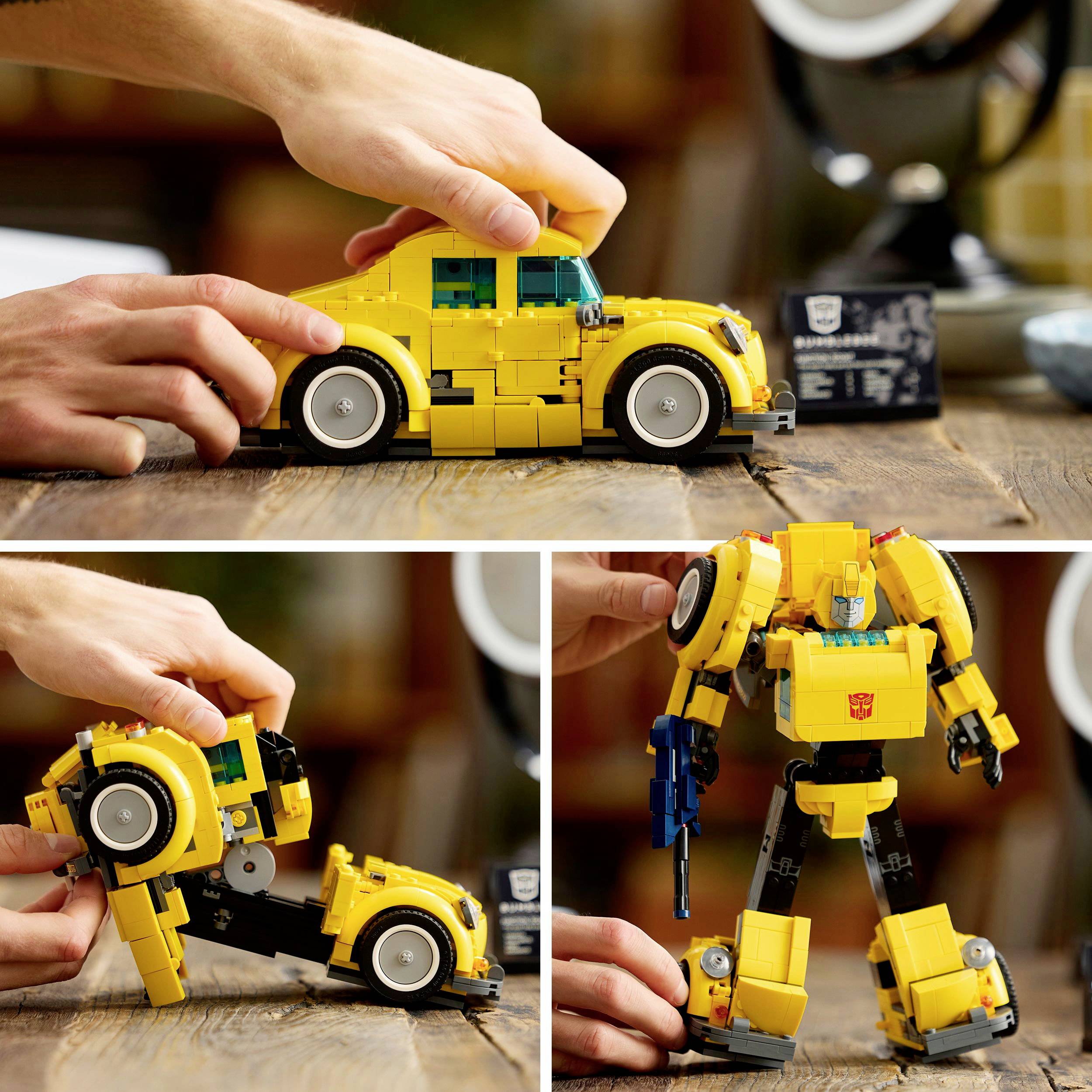 Lego modelové autíčko se mění v robota. Tři kroky detailně ukazují proces přeměny z auta na robota.