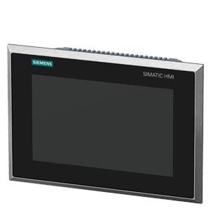 Obdélníkový ovládací panel SIMATIC HMI od Siemensu s tmavým displejem a stříbrným rámečkem, určený pro řízení strojů.