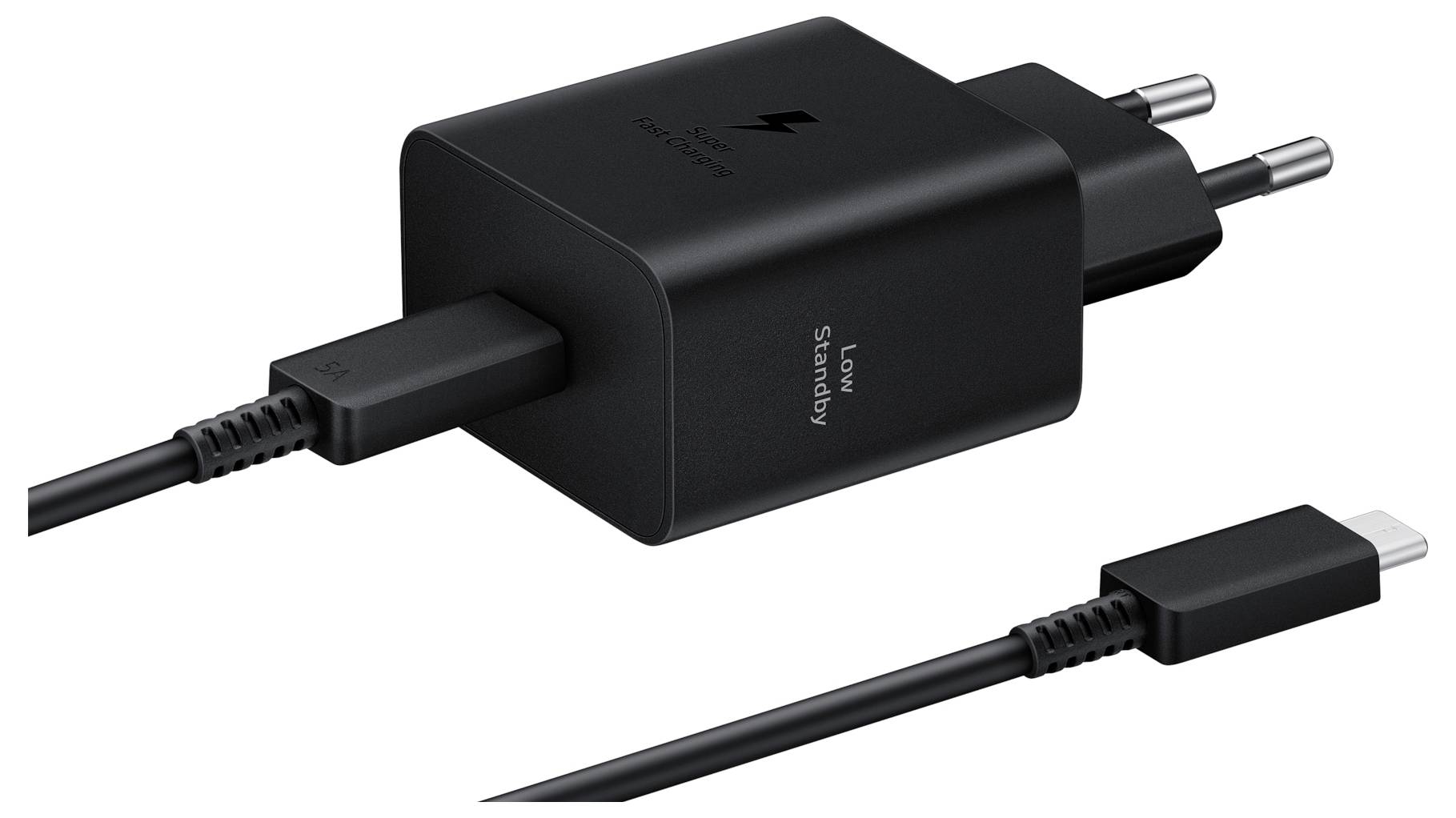 Černý napájecí adaptér s USB-C kabelem, vhodný pro evropské zásuvky. Adaptér je označen nápisem 'Super Fast Charging'.