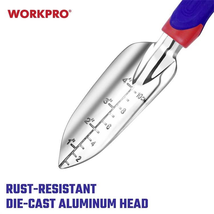 Zahradní lopata s nerezi, tlakově litou hliníkovou hlavicí a měřicí stupnicí, vhodná pro zahradnické práce.