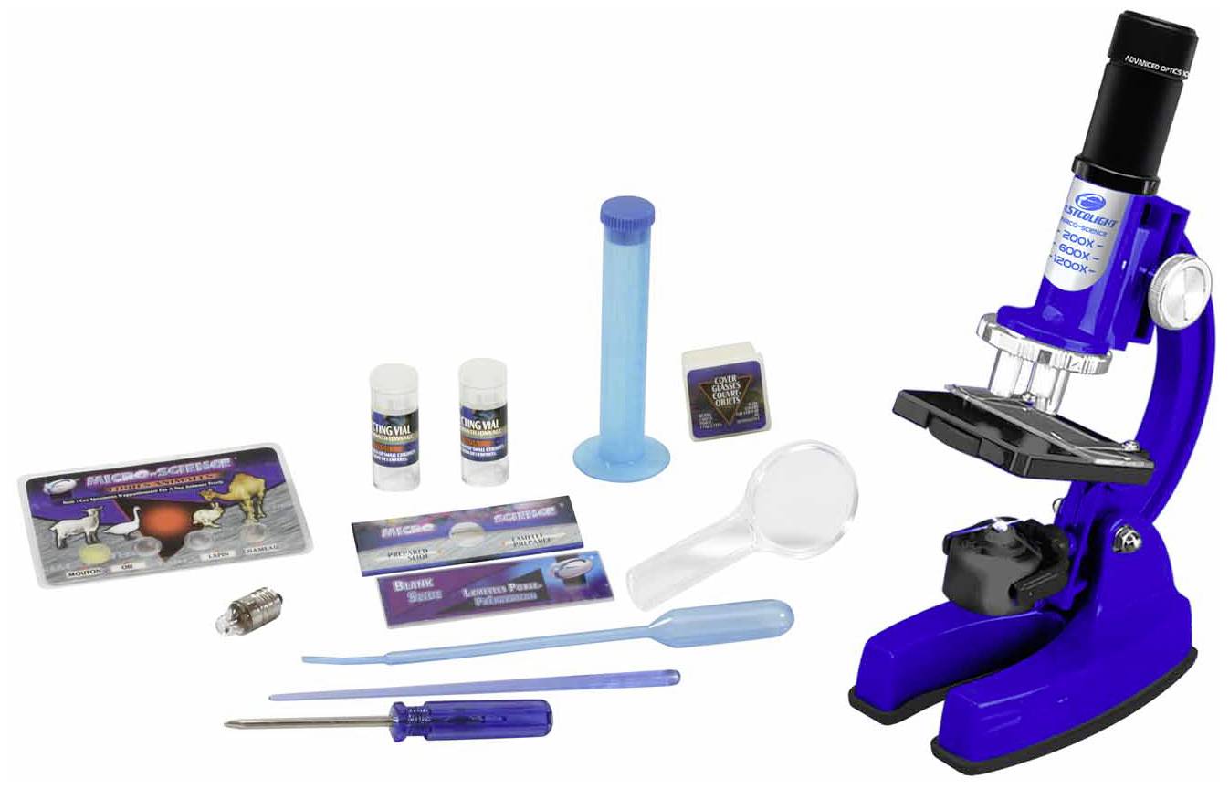 Mikroskopická sada s modrým mikroskopem, lupou, pipetou, zkumavkou, podložními sklíčky a příslušenstvím pro provádění experimentů.