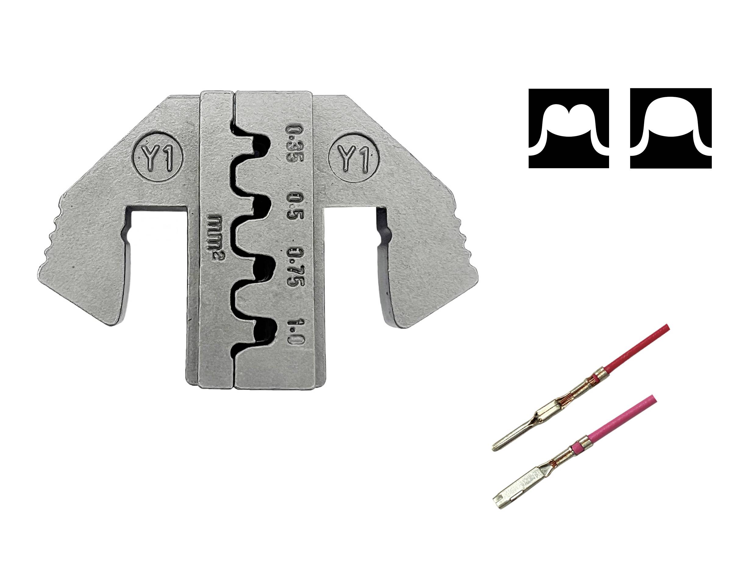 Kleště na krimpování s různými zářezy pro propojení kabelů, vedle nichž jsou symboly a dva červené kabely s kovovými kontakty.