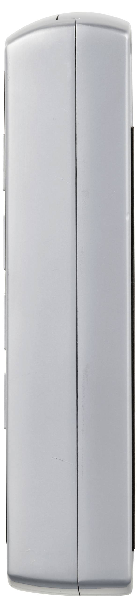 Štíhlý, šedý ovladač zobrazený z boku.