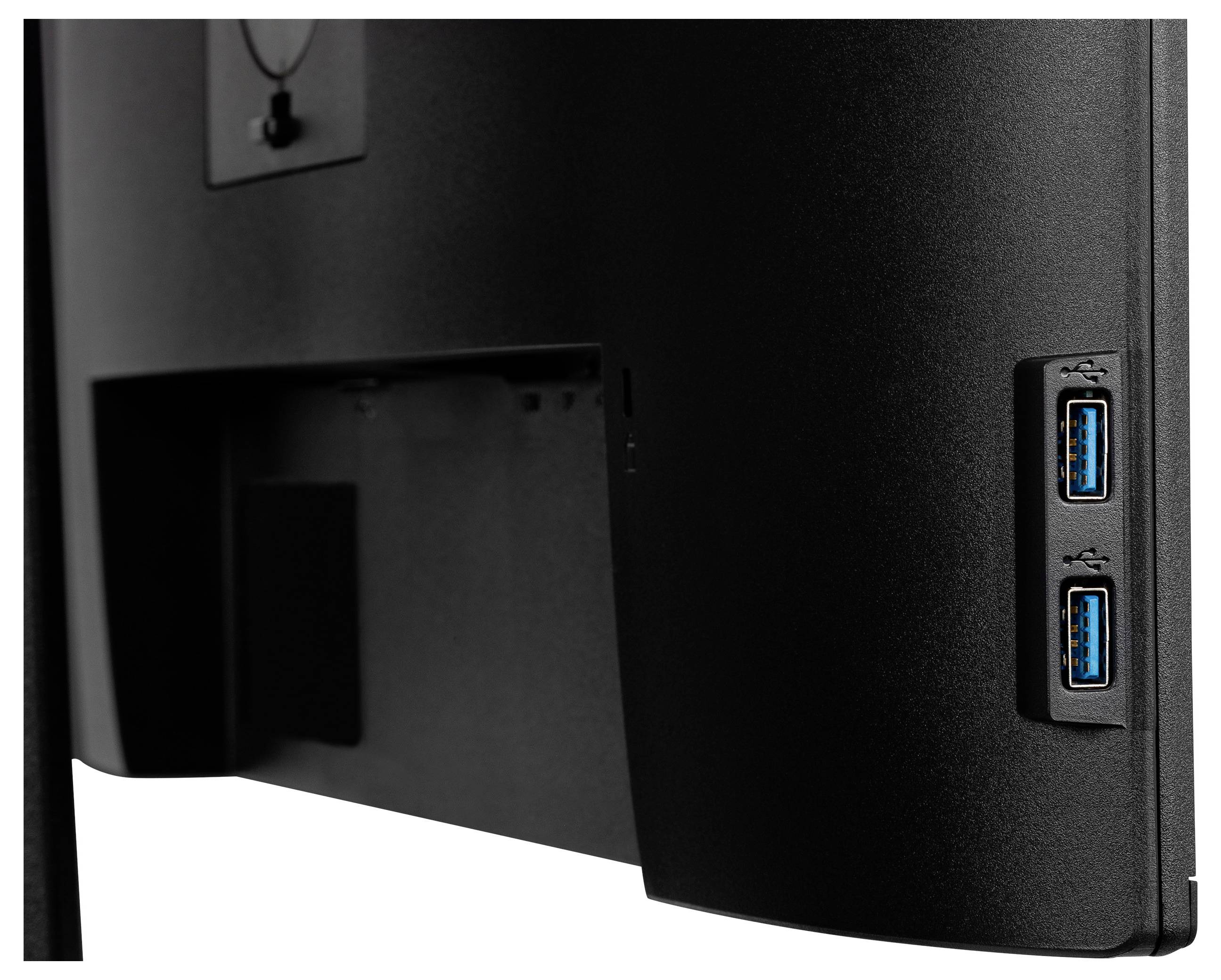 Detailní pohled na zadní stranu černého monitoru se dvěma USB 3.0 porty na pravé straně.