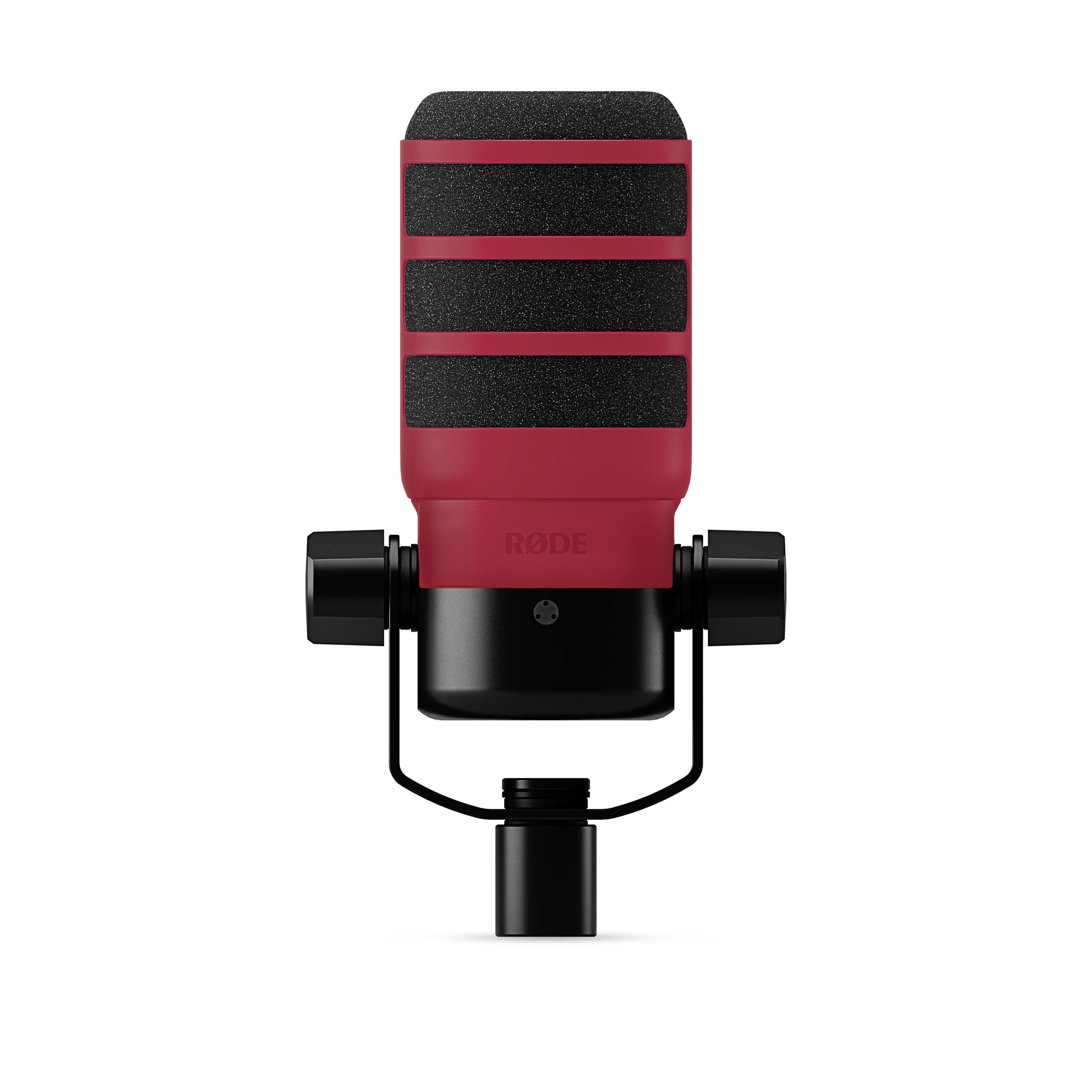 Červené, černé mikrofon studiové kvality, namontované na stojanu, zobrazené zepředu. Ideální pro nahrávání a podcasty.