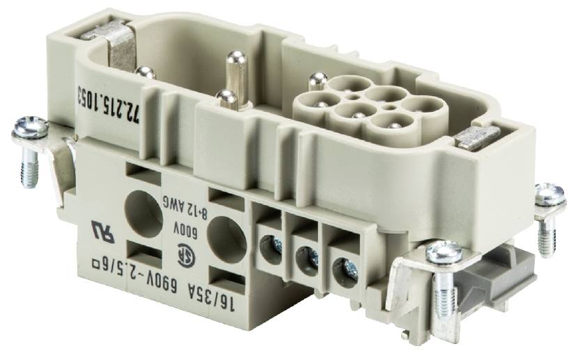 Šedostříbrný elektrický konektor s několika kovovými kolíky a šroubovým upevněním.