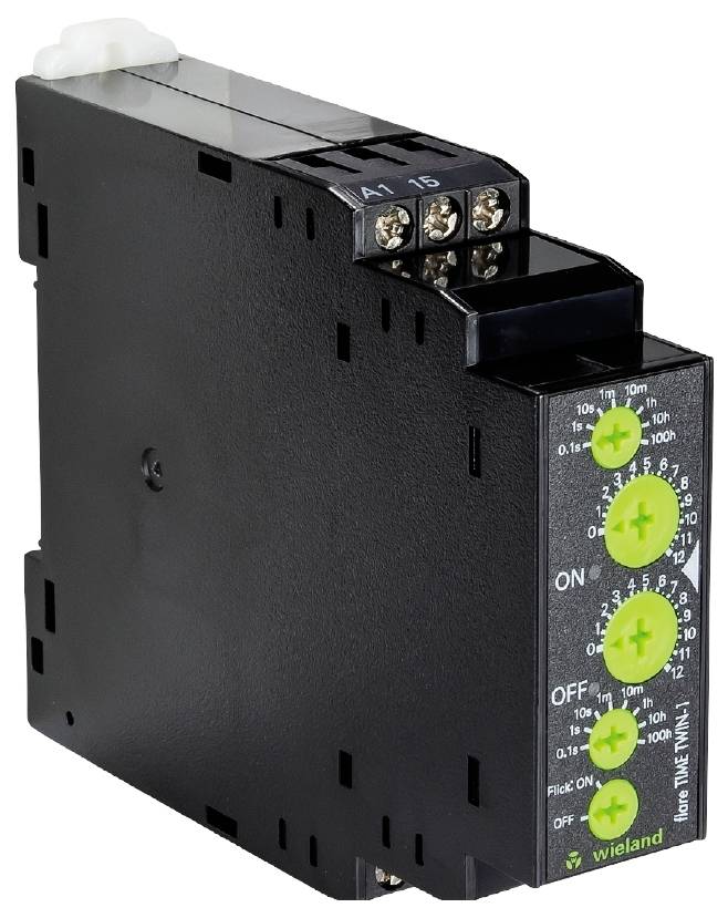 Černý elektronický modul časového relé se zelenými otočnými knoflíky pro nastavení času, svorkami nahoře a firemním logem dole.