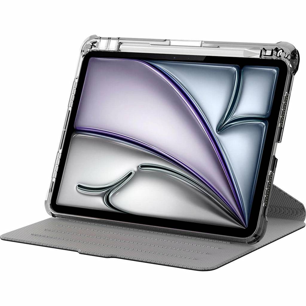 Tablet v průhledném stojánku zobrazuje abstraktní, futuristický obraz na obrazovce.