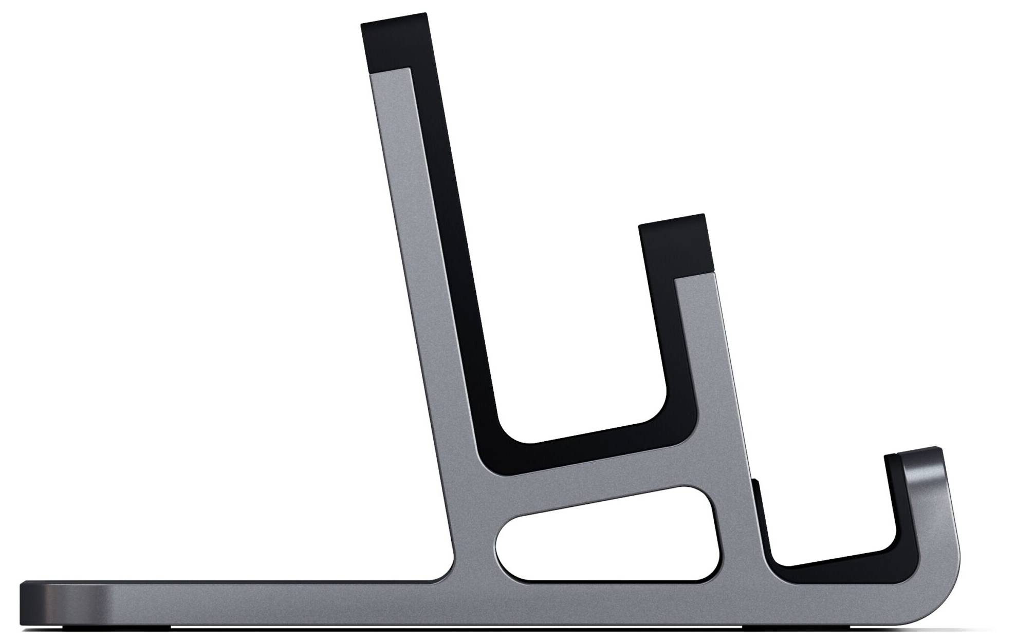 Jednoduchný stříbrný a černý hliníkový stojan, zobrazený z boku, vhodný pro tablety nebo smartphony. Ideální pro stabilní oporu na pracovních stolech.