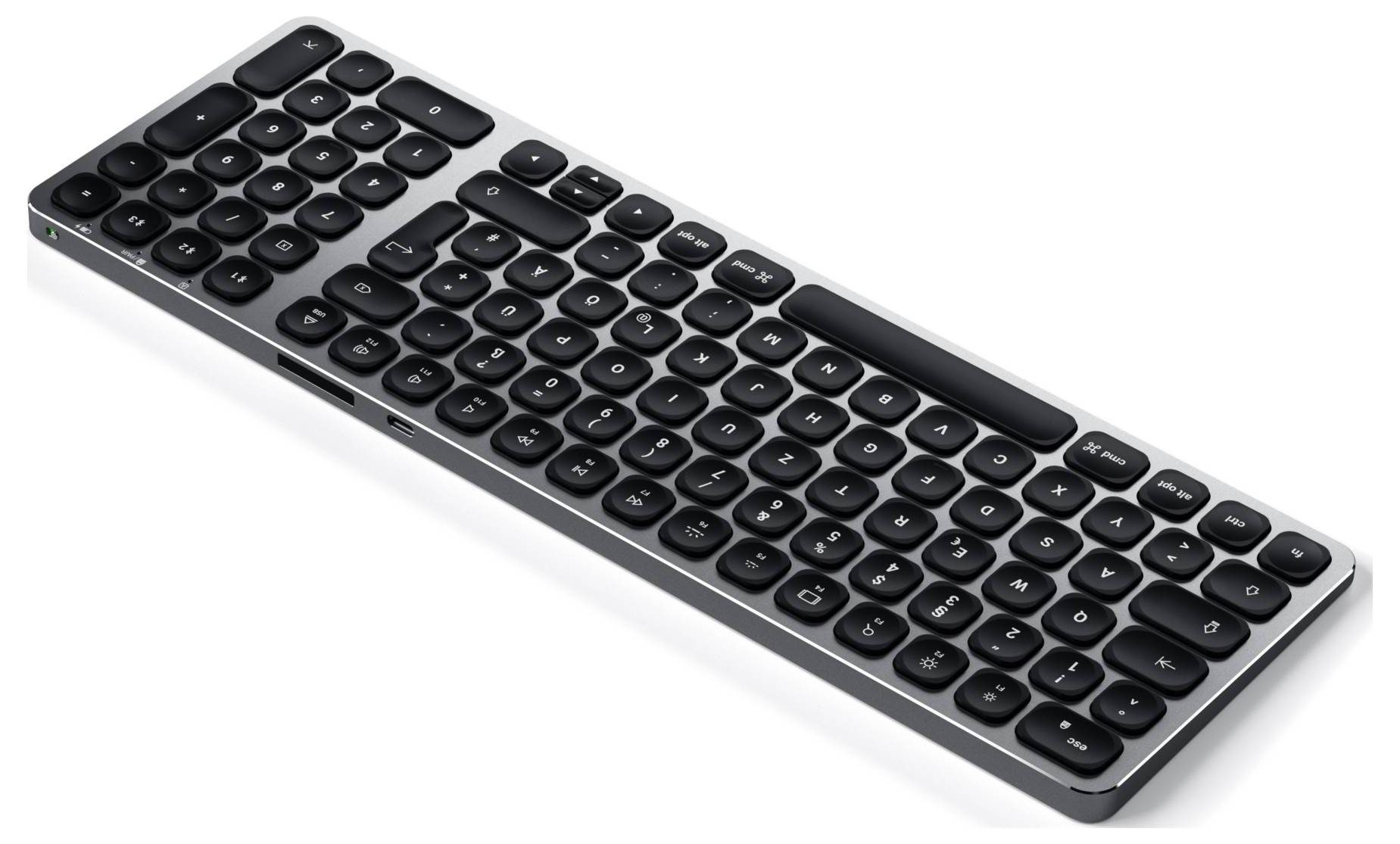 Bezdrátová černá klávesnice se zaoblenými klávesami v šikmém pohledu. Plochý design bez numerické části.