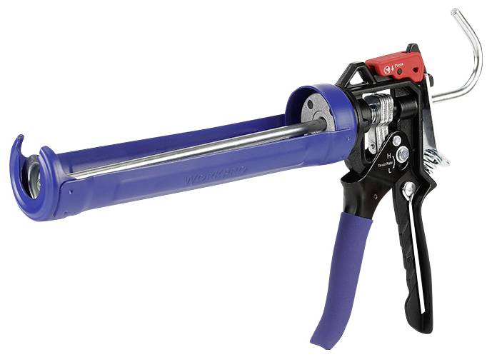 Ruční pistole na kartuše s plastovou modrou rukojetí a červeným spouštěcím mechanismem, používaná pro vytlačování těsnicích hmot.