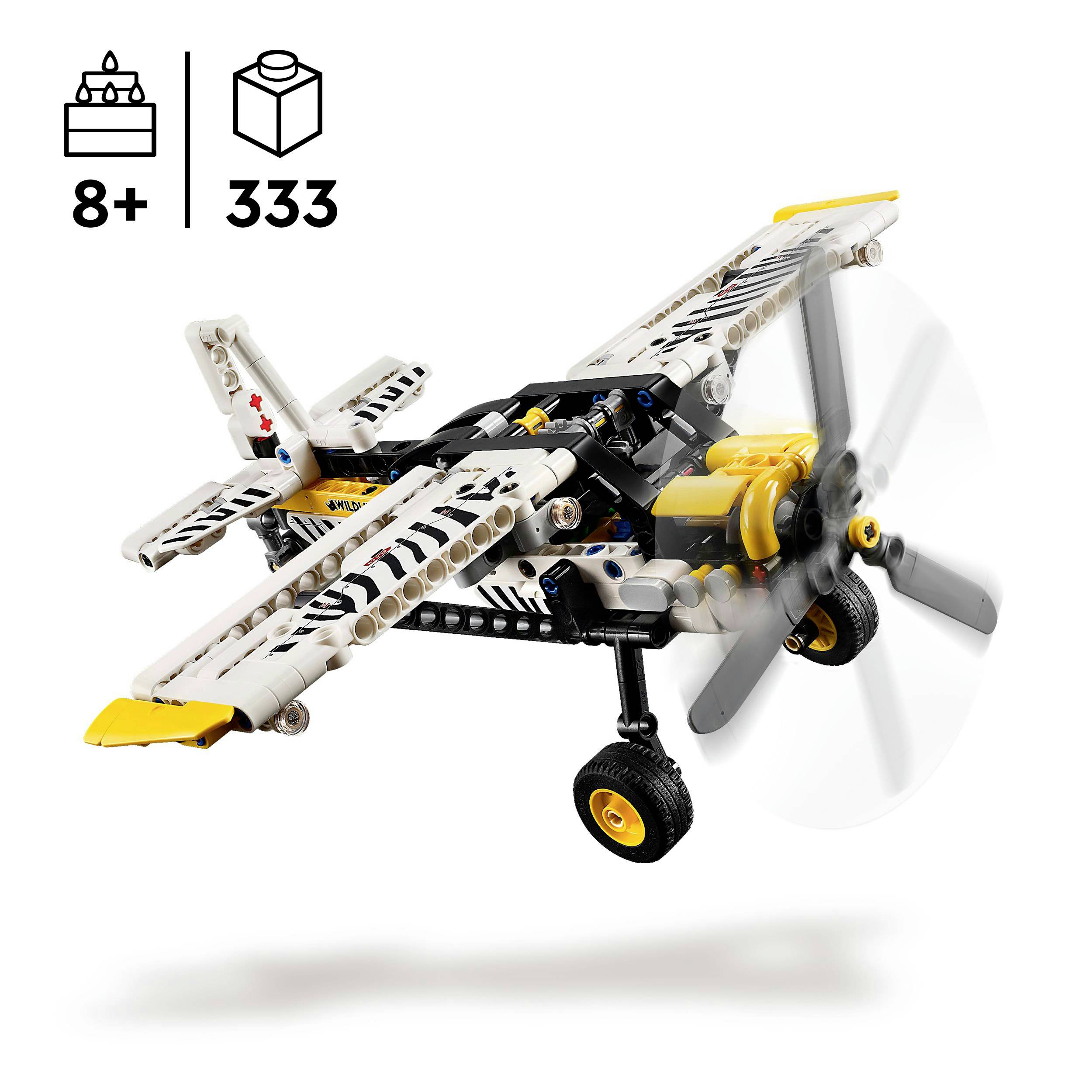 Letecký model z konstrukčních dílků s otočnou vrtulí. Vhodný pro děti od 8 let, 333 dílů.