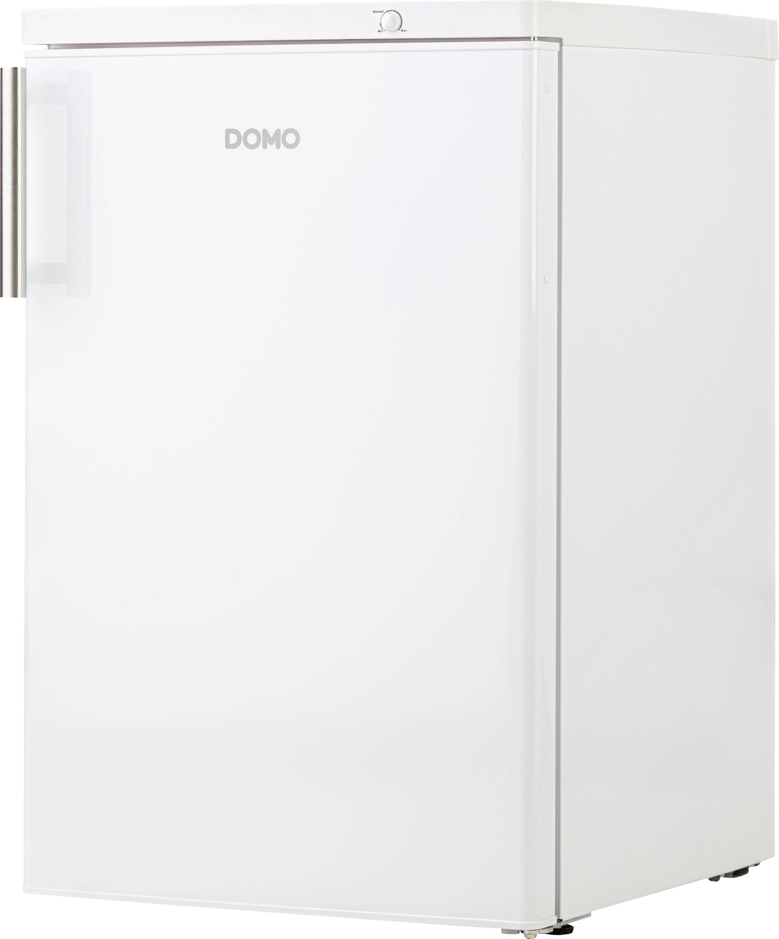 Bílá volně stojící lednice značky 'DOMO' s logem na dveřích. Design je jednoduchý a moderní s postranní rukojetí.