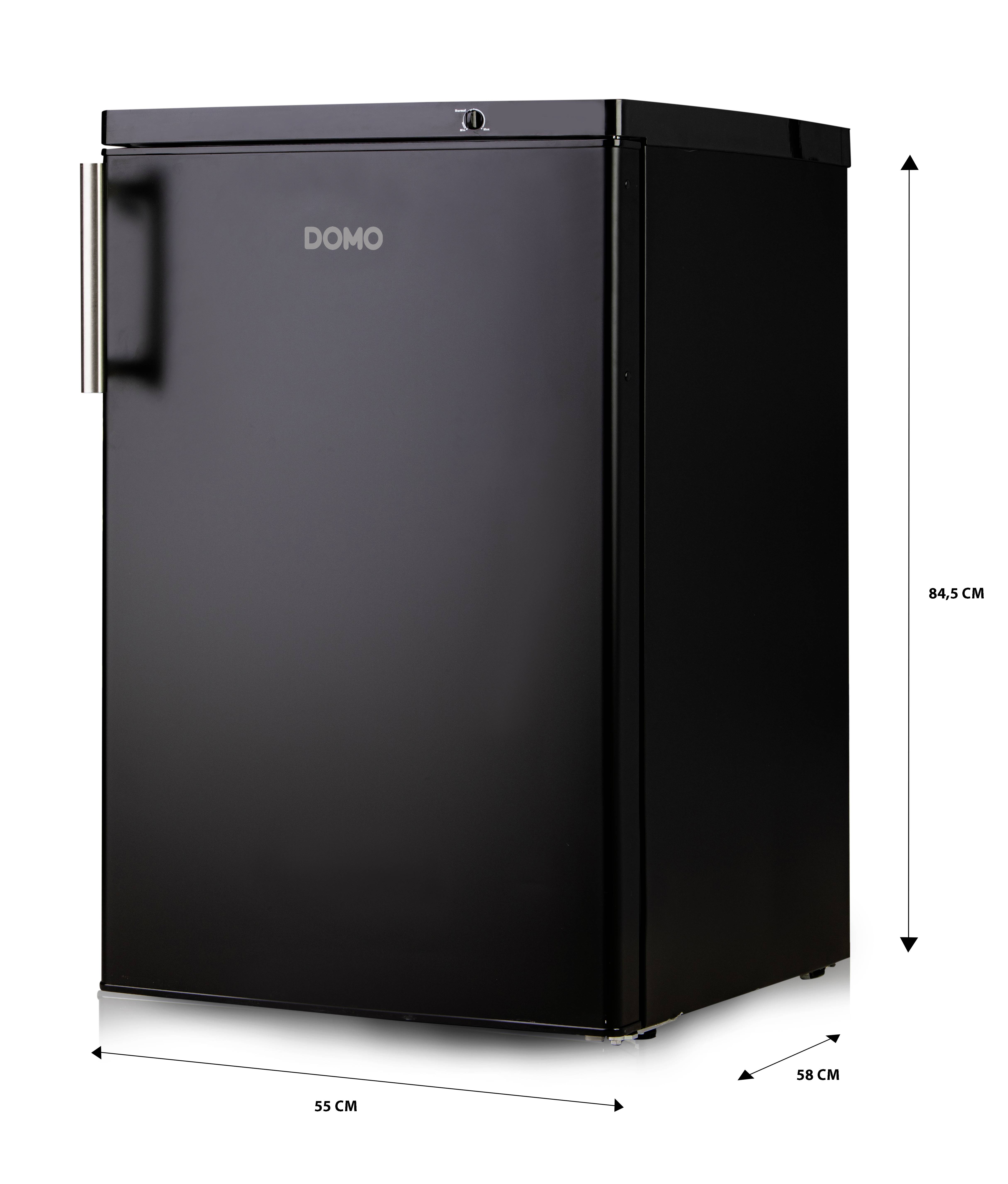 Černá mini lednice značky 'DOMO' s rukojetí, rozměry: výška 84,5 cm, šířka 55 cm, hloubka 58 cm.