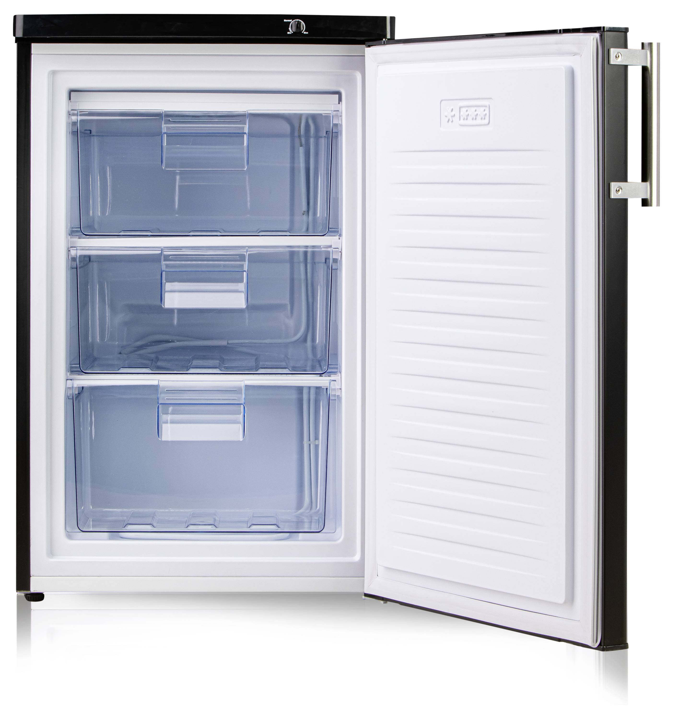 Otevřená mraznička se třemi průhlednými modrými zásuvkami. Dvířka mají jednoduché, žebrované designové provedení.
