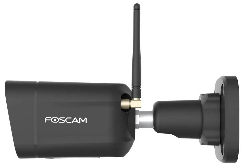 Černá bezpečnostní kamera Foscam s anténou, boční pohled. Upevněná na nástěnném držáku.