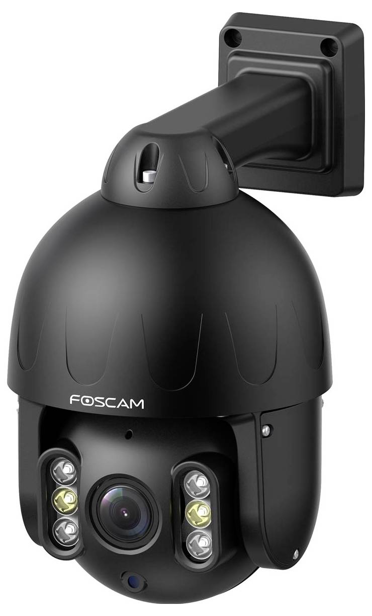 Sledovací kamera od společnosti Foscam, připevněná na nástěnném držáku. Má kulaté černé pouzdro a LED kontrolky.