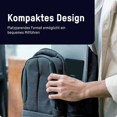 Osoba vkládá notebook do batohu. Text: 'Kompaktní design. Úsporný formát umožňuje pohodlné nošení'.