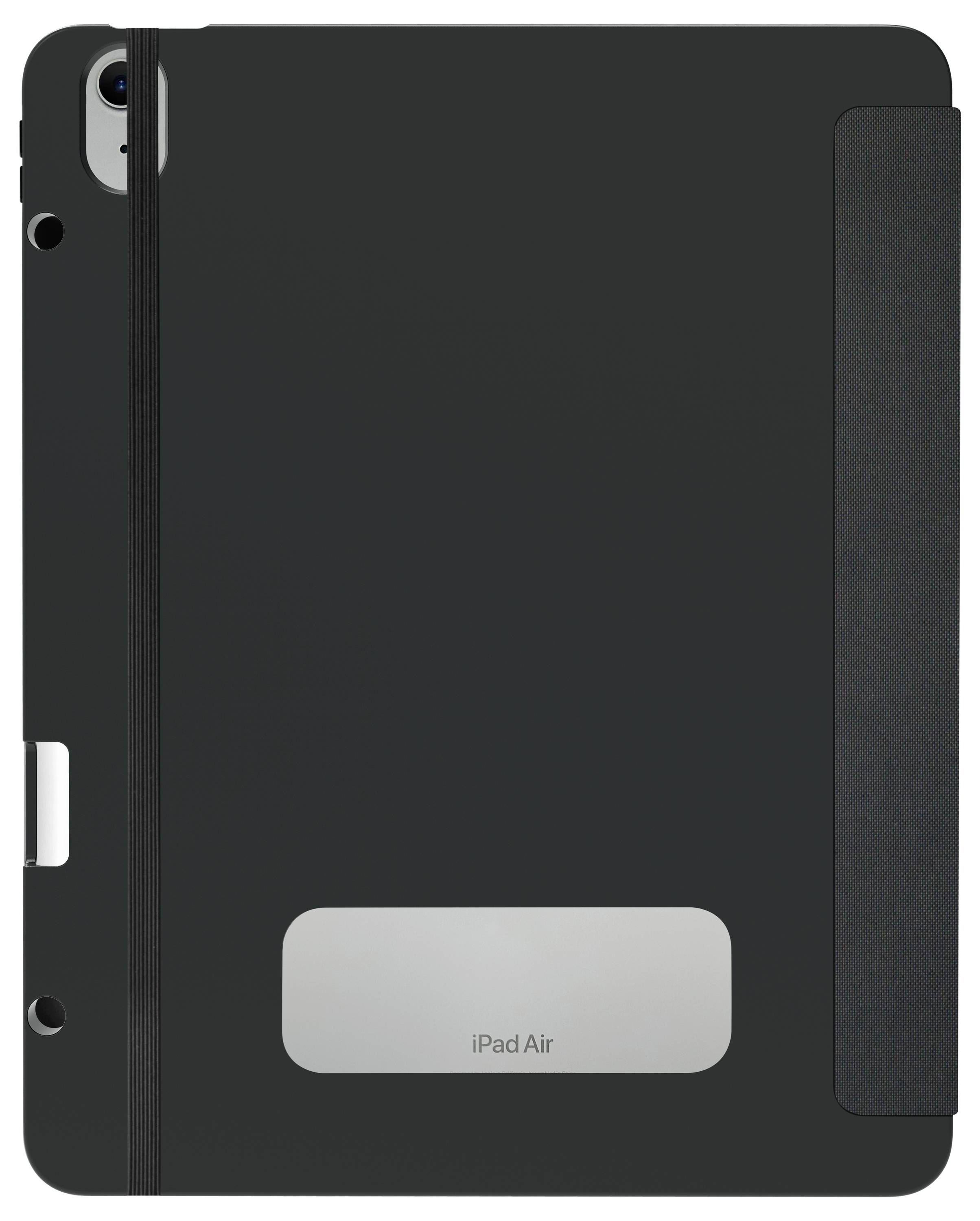 Černý ochranný obal na iPad Air, zobrazený zezadu, s elastickým páskem a otvorem pro kameru, stříbrné logo iPad Air dole.
