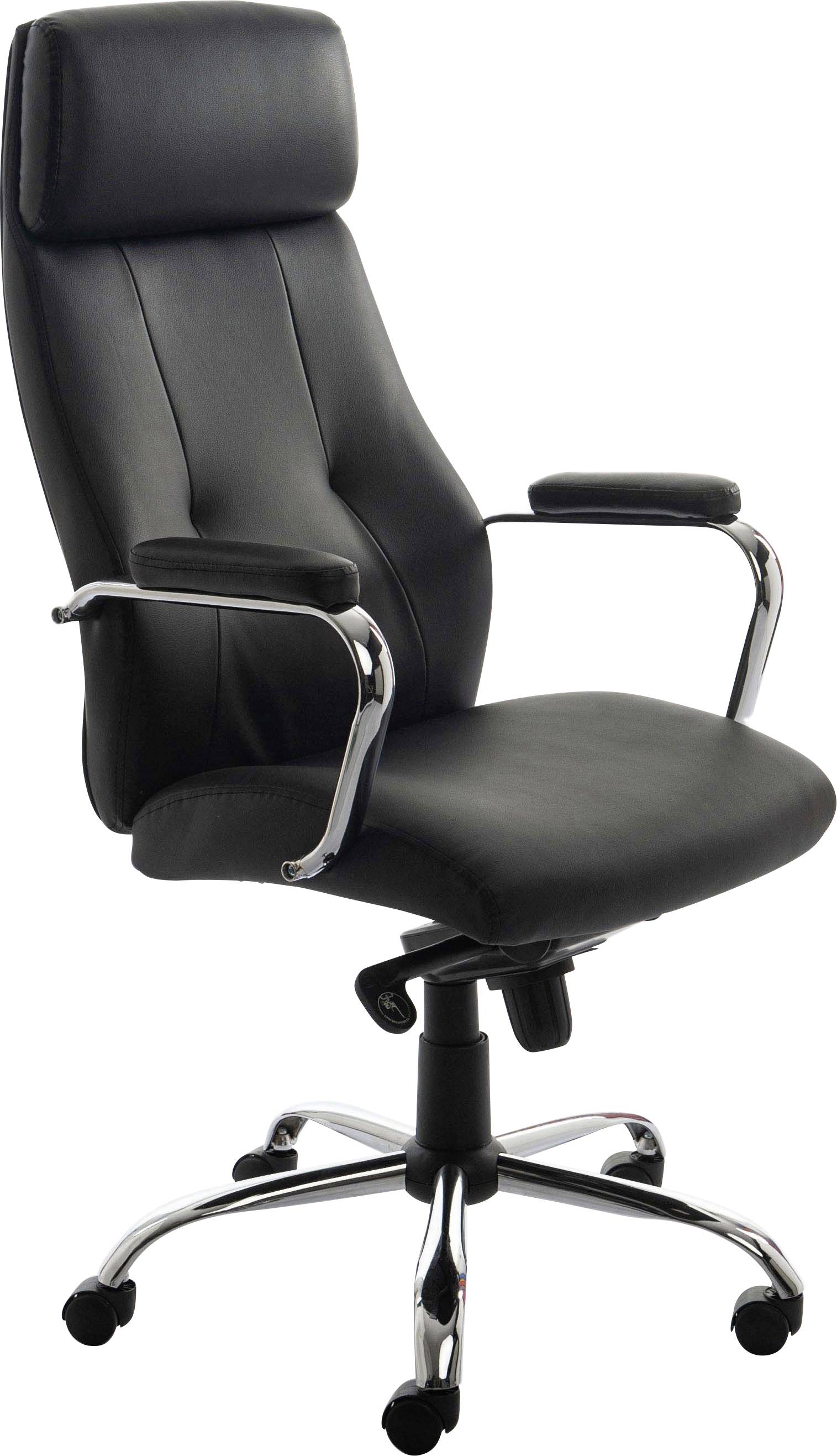Černá kancelářská židle s vysokým opěradlem, područkami a kolečky. Židle má leštěnou kovovou základnu a je ergonomicky navržena.