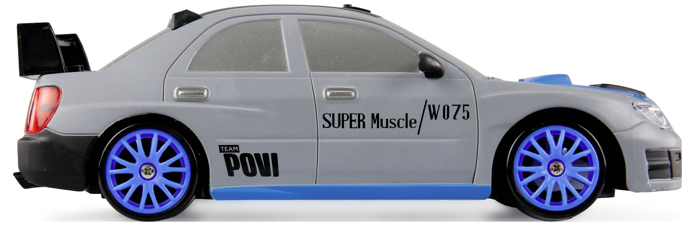 Hračkové auto z bočního pohledu. Šedé s modrými disky kol a spoilerem. Nápis 'SUPER Muscle/V 075' a 'POW' na dveřích.