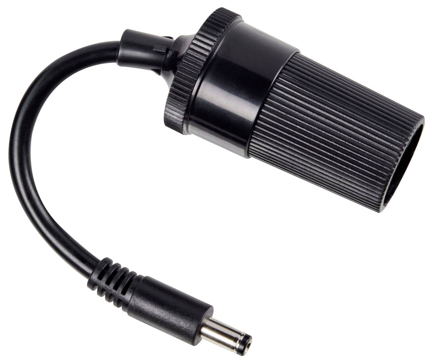 Černý adaptérový kabel s DC konektorem na jednom konci a zásuvkou zapalovače na straně druhé.
