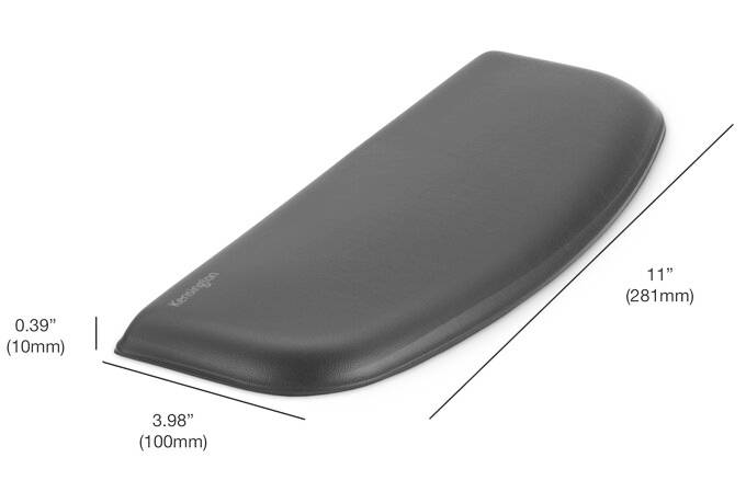 Černá plastová opěrka zápěstí, měří 11 palců (281 mm) na délku, 3,98 palce (100 mm) na šířku, 0,39 palce (10 mm) na výšku.