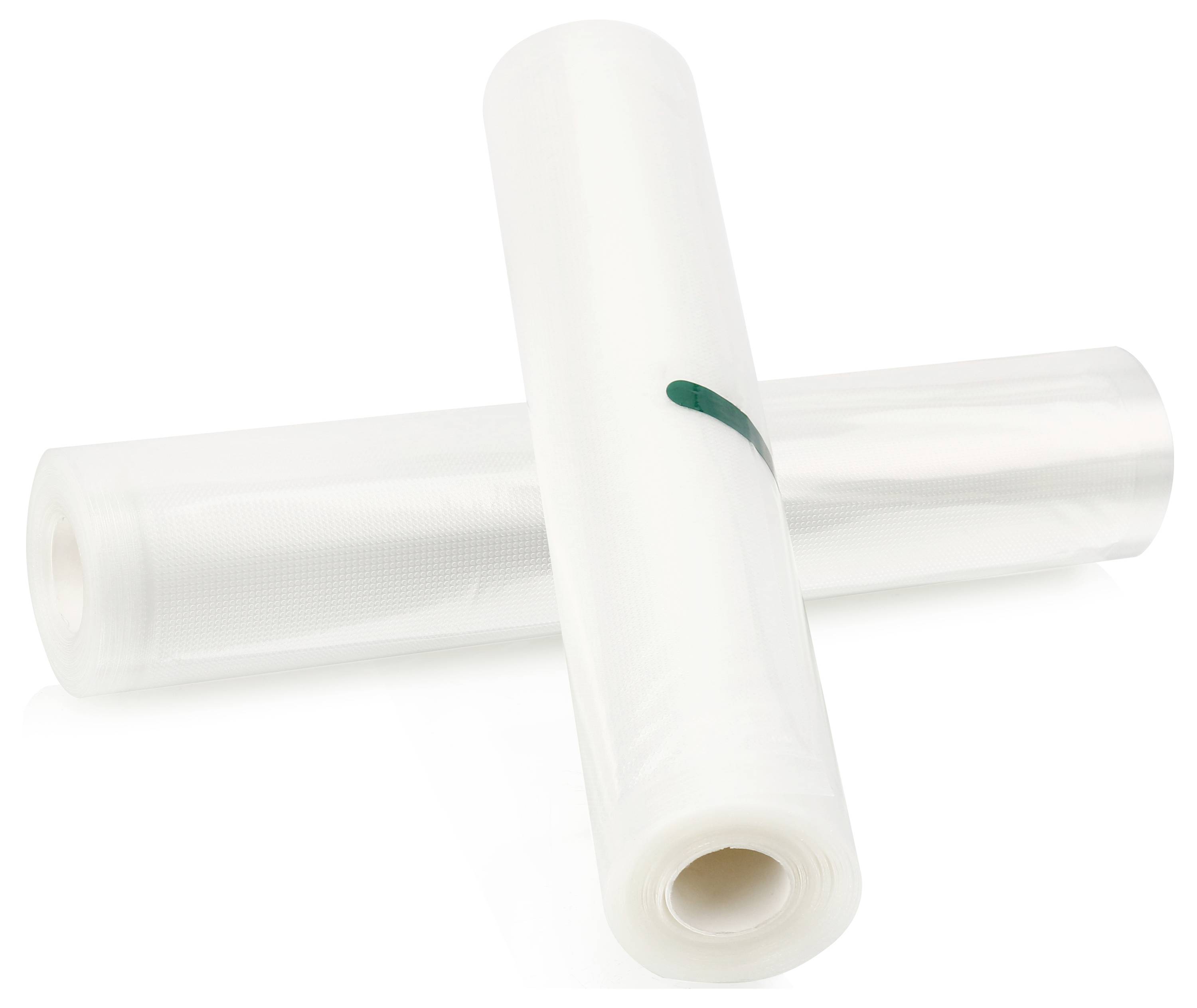 Dvě bílé plastové fóliové role překřížené přes sebe na bílém pozadí.