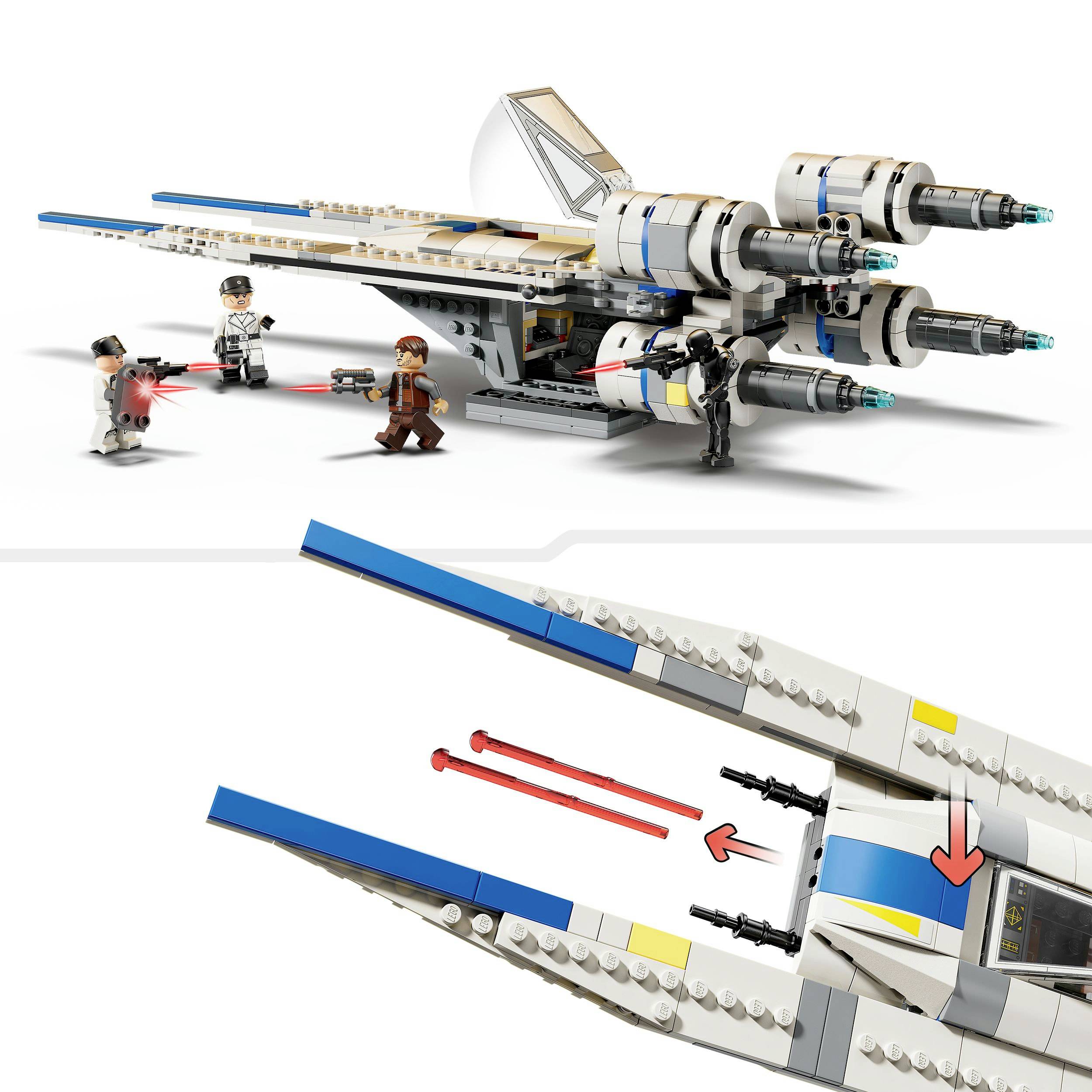 Hračkářská LEGO vesmírná loď s figurkami, které rekonstruují scénu z filmu. Figurky stojí před lodí, která ukazuje zbraně.