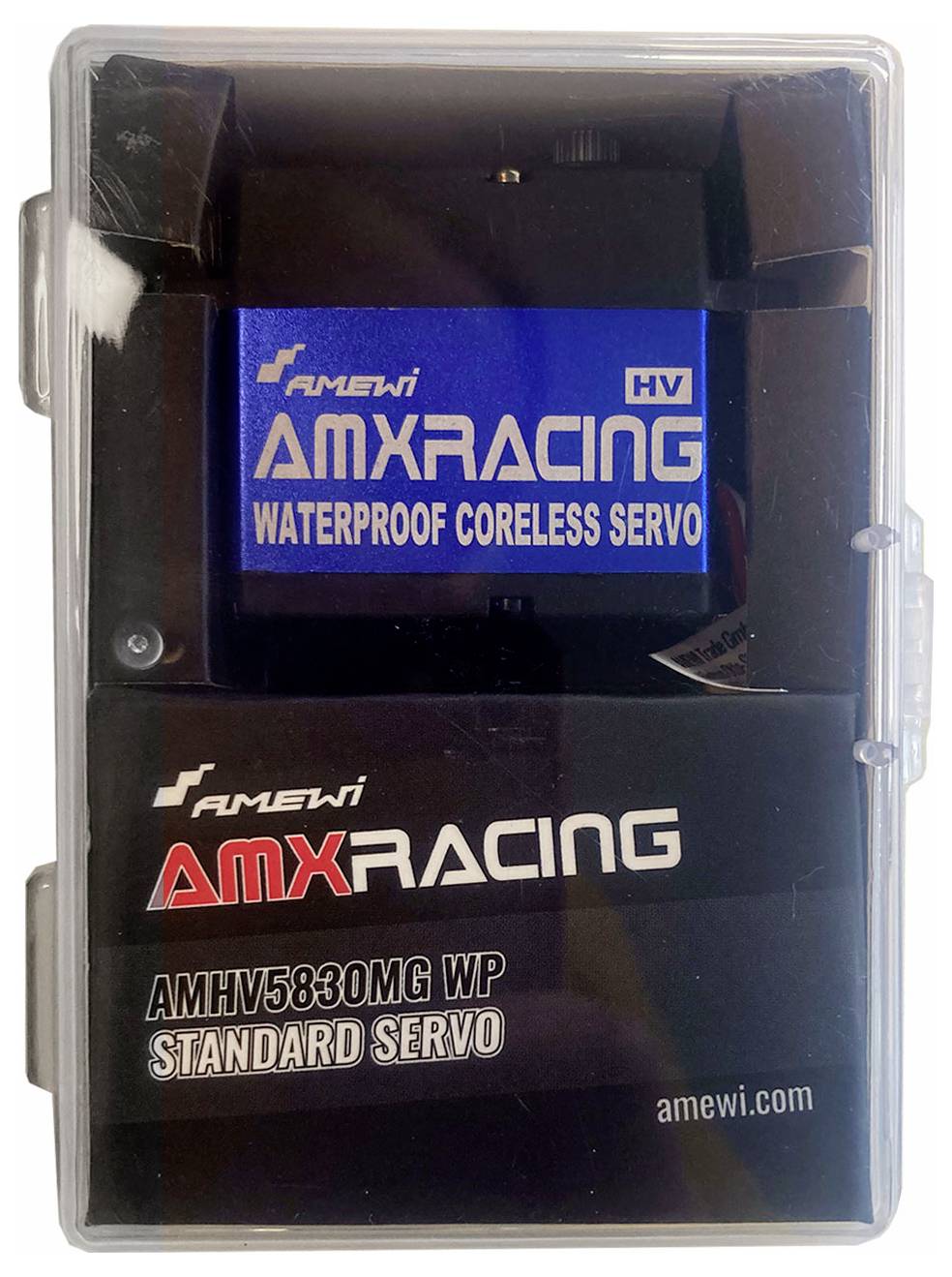 Servo 'AMX Racing' v balení, modré s černým pouzdrem, voděodolné. Model AMHV5830MG WP, standardní servo od společnosti Amewi.