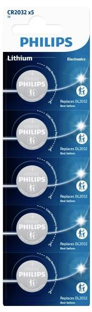 Balení pěti lithiových baterií Philips CR2032. Nápis: "Nahrazuje DL2032, spotřebte do." Baterie v blistrové kartě.