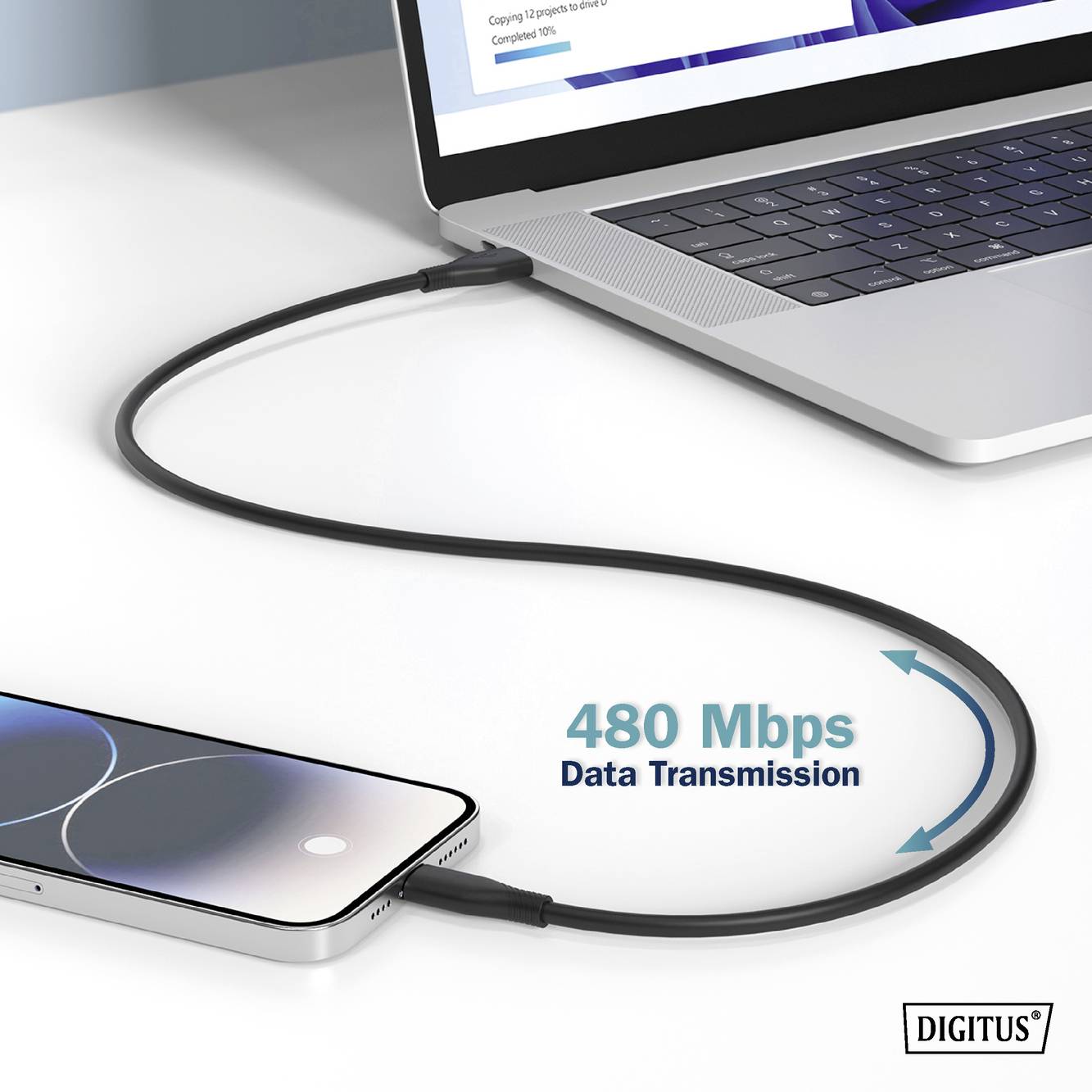 Chytrý telefon je připojen k notebooku. Text zobrazuje '480 Mbps přenos dat'.