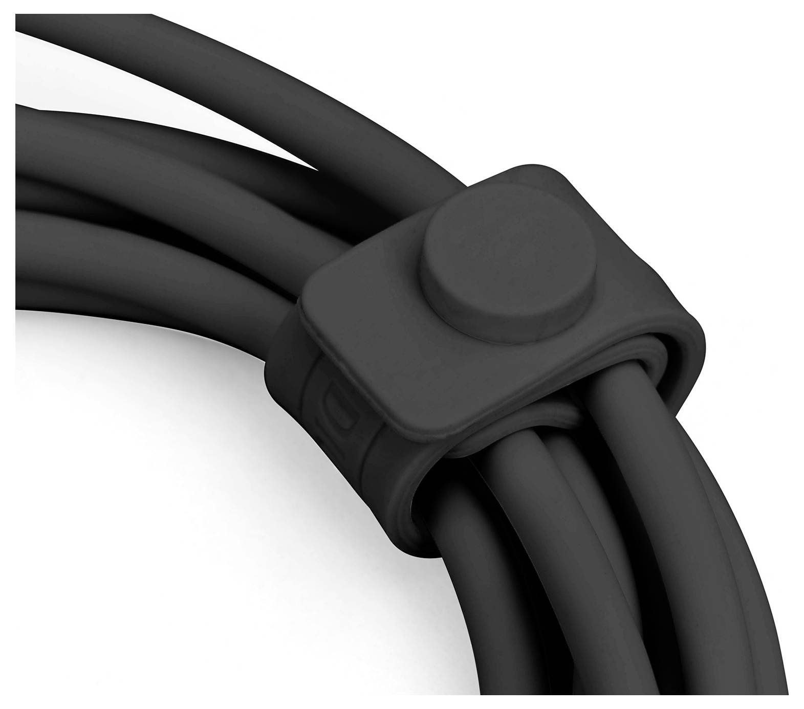 Černý kabel svázaný do smyčky a zajištěný kulatou magnetickou sponou.
