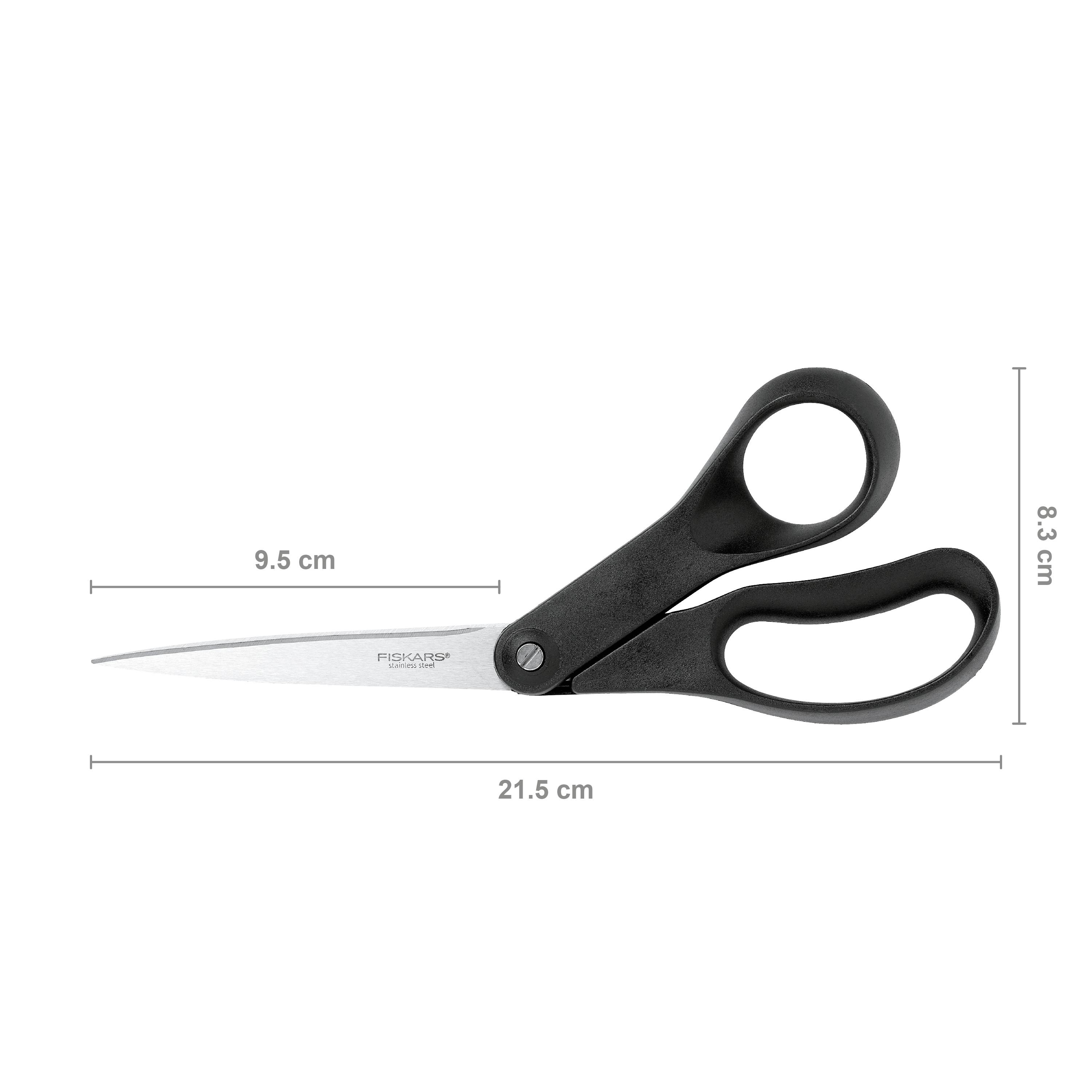 Nůžky s černými rukojeťmi, celková délka 21,5 cm, délka čepele 9,5 cm, výška 8,3 cm, zobrazené před bílým pozadím.