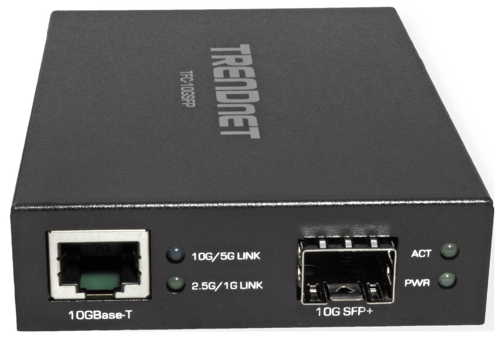 Síťové zařízení TRENDnet TFC-10GSFP s porty pro 10GBase-T a 10G SFP+. Indikátory pro 10G/5G LINK a 2.5G/1G LINK.