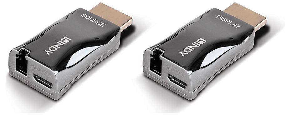 Dva HDMI adaptéry, jeden s označením 'ZDROJ', druhý 'DISPLEJ'; určené pro připojení mezi zařízeními a obrazovkou.