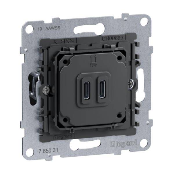 Legrand  vestavný USB zásuvka   765031 1 ks