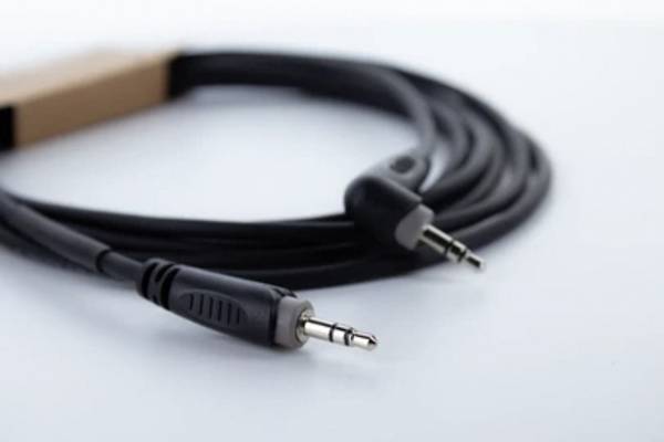 Cordial 14833 jack audio kabel [1x jack zástrčka 3,5 mm - 1x jack zástrčka 3,5 mm] 3 m černá PVC plášť, kroucený