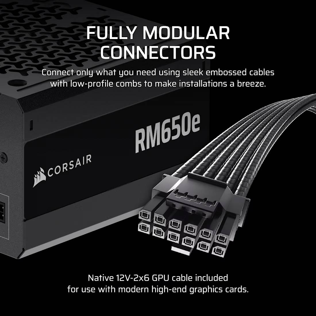 Černý počítačový zdroj Corsair RM650e s plně modulárními konektory. Včetně 12V GPU kabelu pro moderní grafické karty.