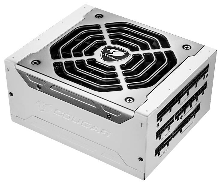 Stříbrný počítačový zdroj s mřížkou ventilátoru nahoře a značkovým nápisem po straně. Po straně několik konektorů pro kabely.