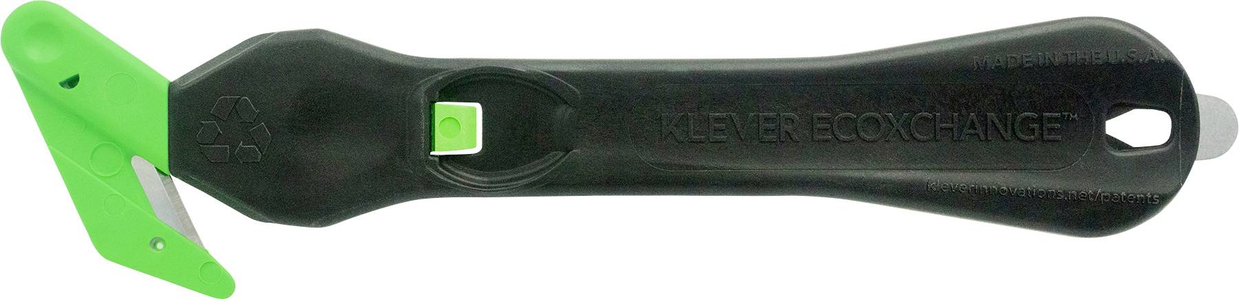 Černý bezpečnostní rukojeť nože se zeleným krytem čepele a vytištěným nápisem 'Klever EcoXChange' s vestavěným recyklačním symbolem.