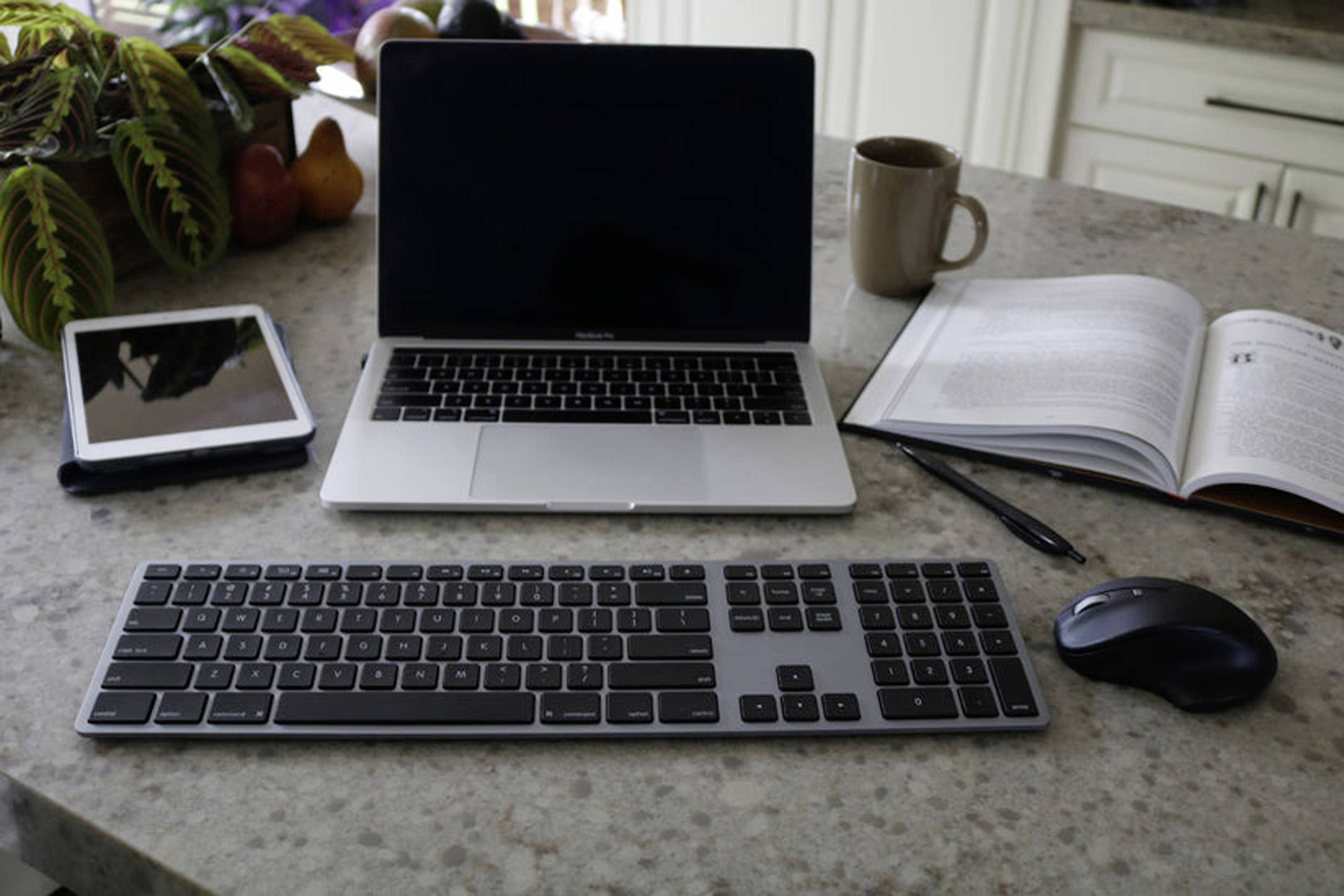 Matias FK418DCB-DE Wireless USB-C® Aluminum Keyboard for Mac bezdrátový klávesnice německá, QWERTZ, Macintosh Space Grau-15
