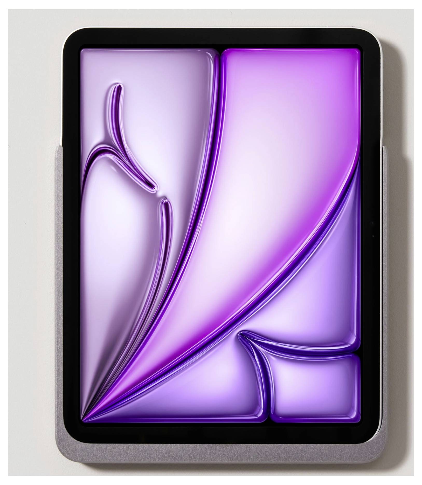 Tablet zobrazuje abstraktní umělecké dílo s prohnutými fialovými liniemi, které připomínají listy rostlin.