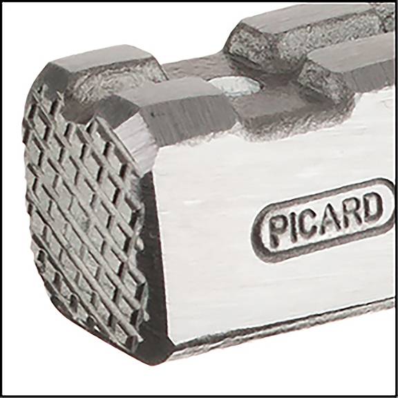 Detailní záběr hlavy kladiva s nápisem 'PICARD' na straně. Hlava kladiva má vroubkovanou nárazovou plochu.
