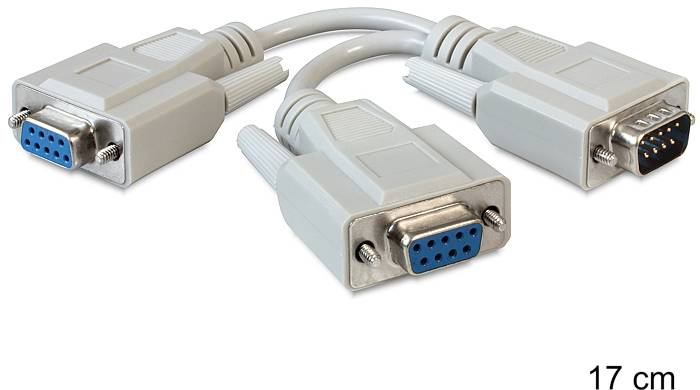 Y-kabel se třemi VGA konektory v šedé barvě, dva samičí a jeden samčí konektor, délka 17 cm.