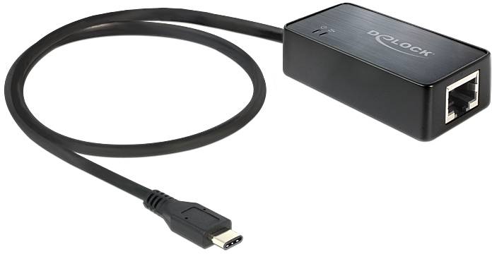 USB-C na Ethernet adaptér, černé pouzdro, s kabelem. Umožňuje síťové připojení přes USB-C port.
