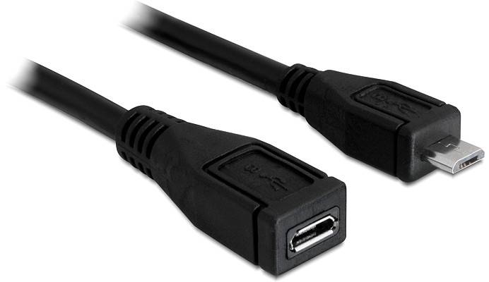Černý USB kabel s jedním samčím a jedním samičím Micro-USB konektorem.